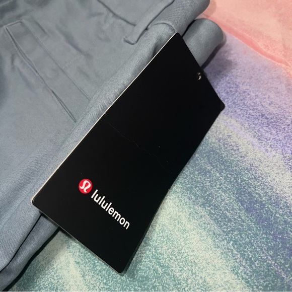 Lululemon Commission Short Classic 7“ CHBY/WHT Blue Men's Size 31 - Picture 6 of 6